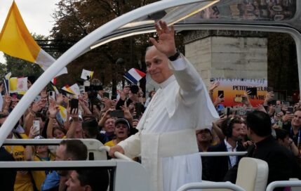La communauté de Stanislas mobilisée pour accueillir le pape Léon XIV à Paris !